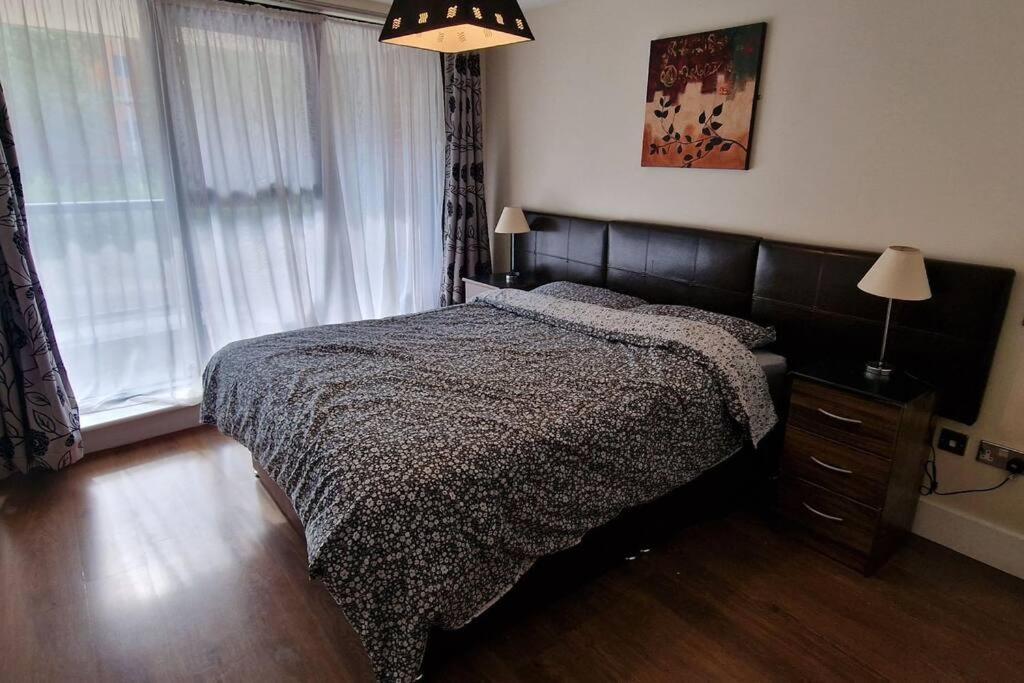 2 Bedroom Apartment Central Birmingham City Centre Exterior photo